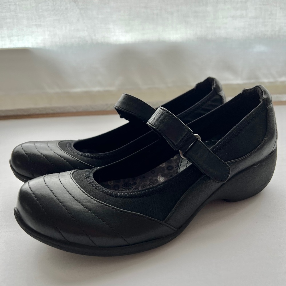 Naturalizer Leather Shoes Style Jonnie Size 8M